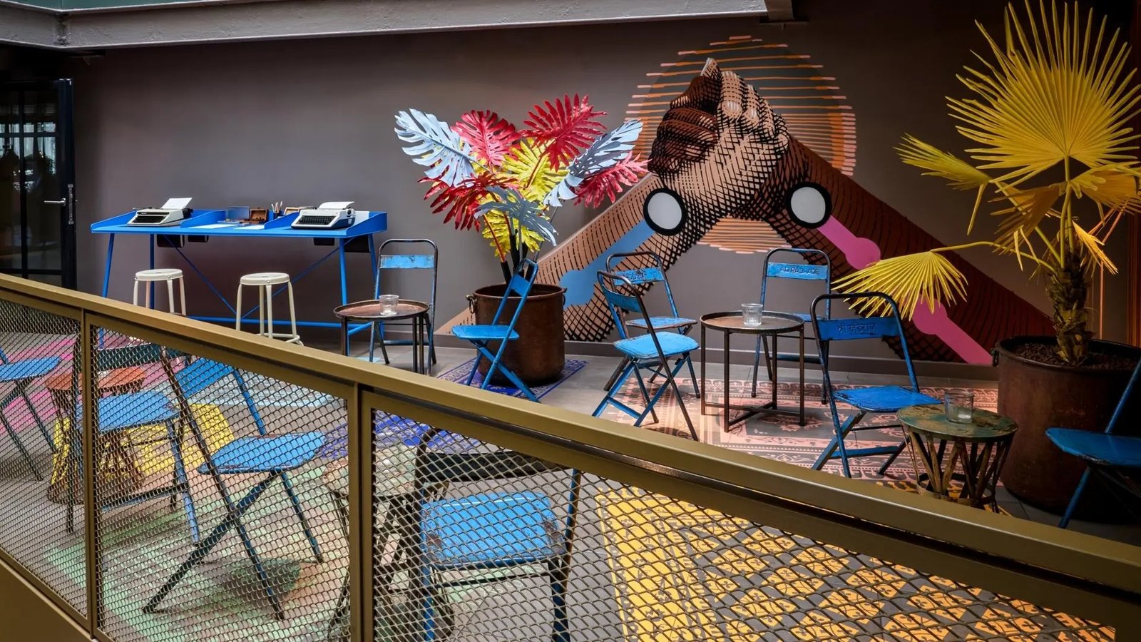 25hours Hotel Paris Terminus Nord — eat & drink