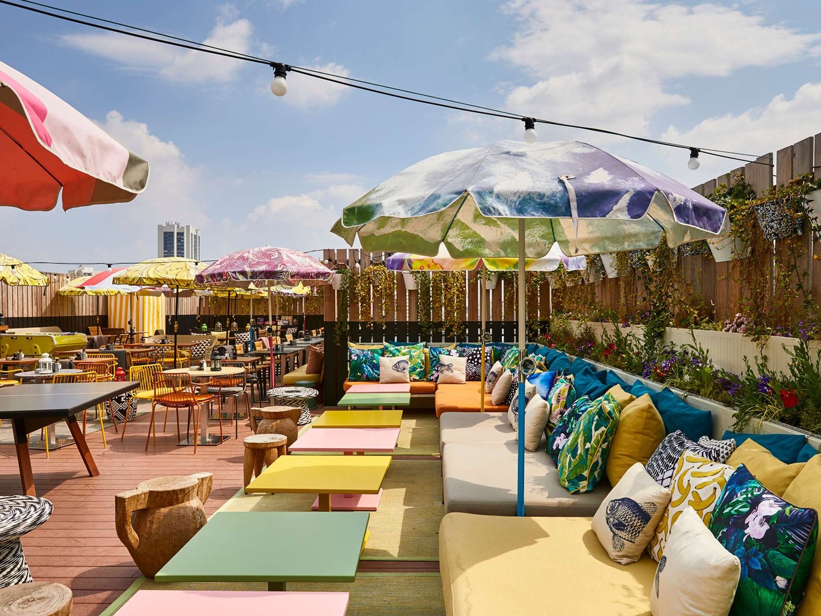 Mama Shelter Paris East — eat & drink