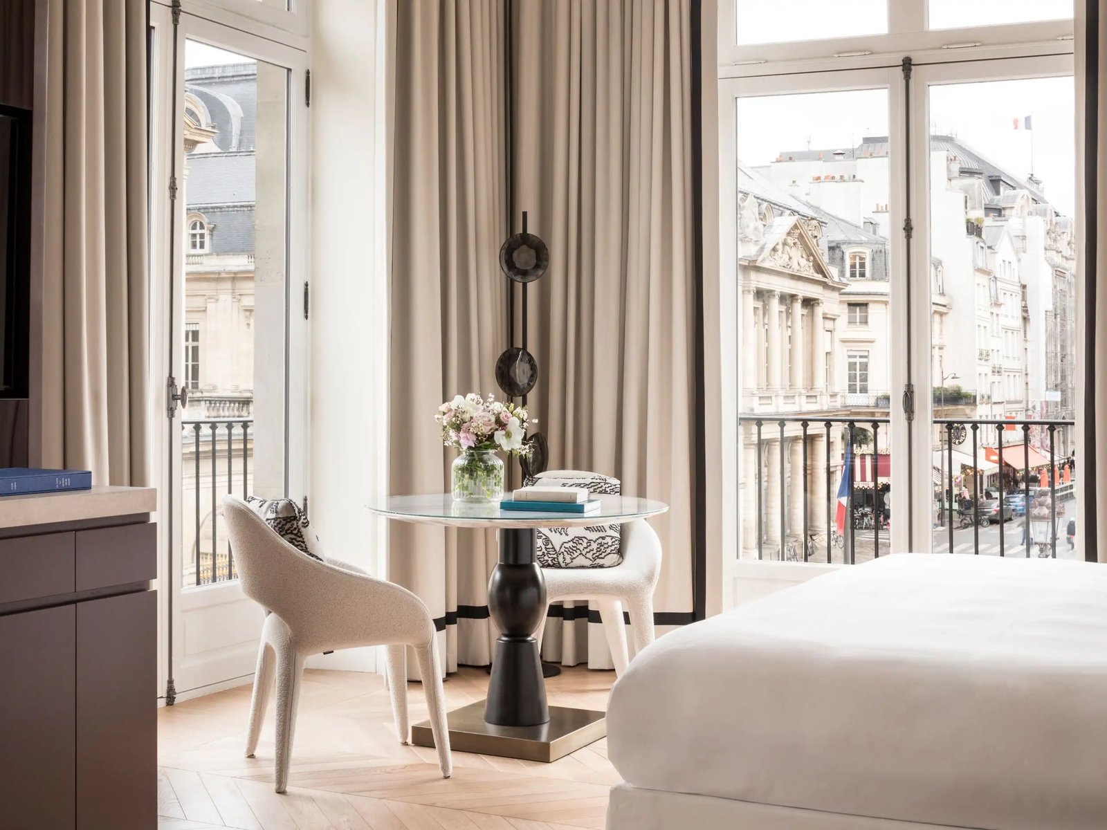 Hôtel du Louvre — rooms