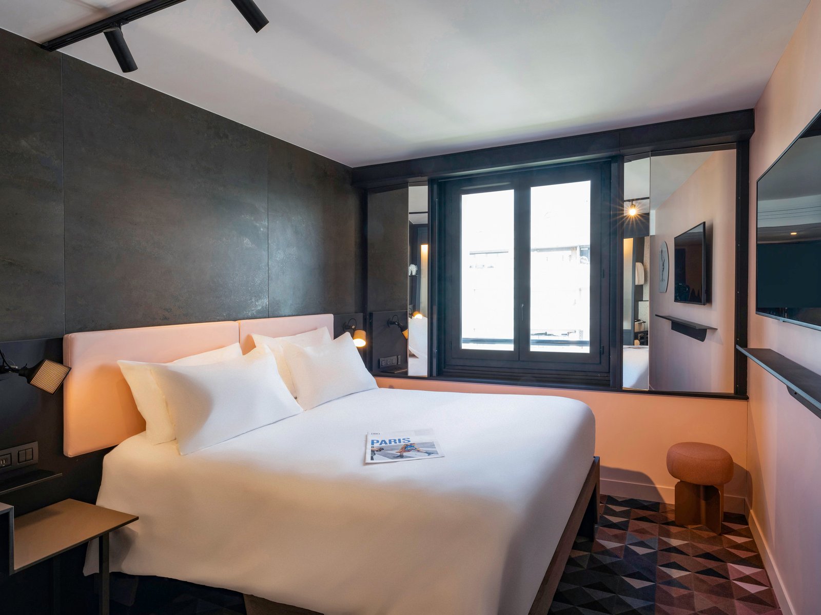 TRIBE Paris Batignolles — rooms