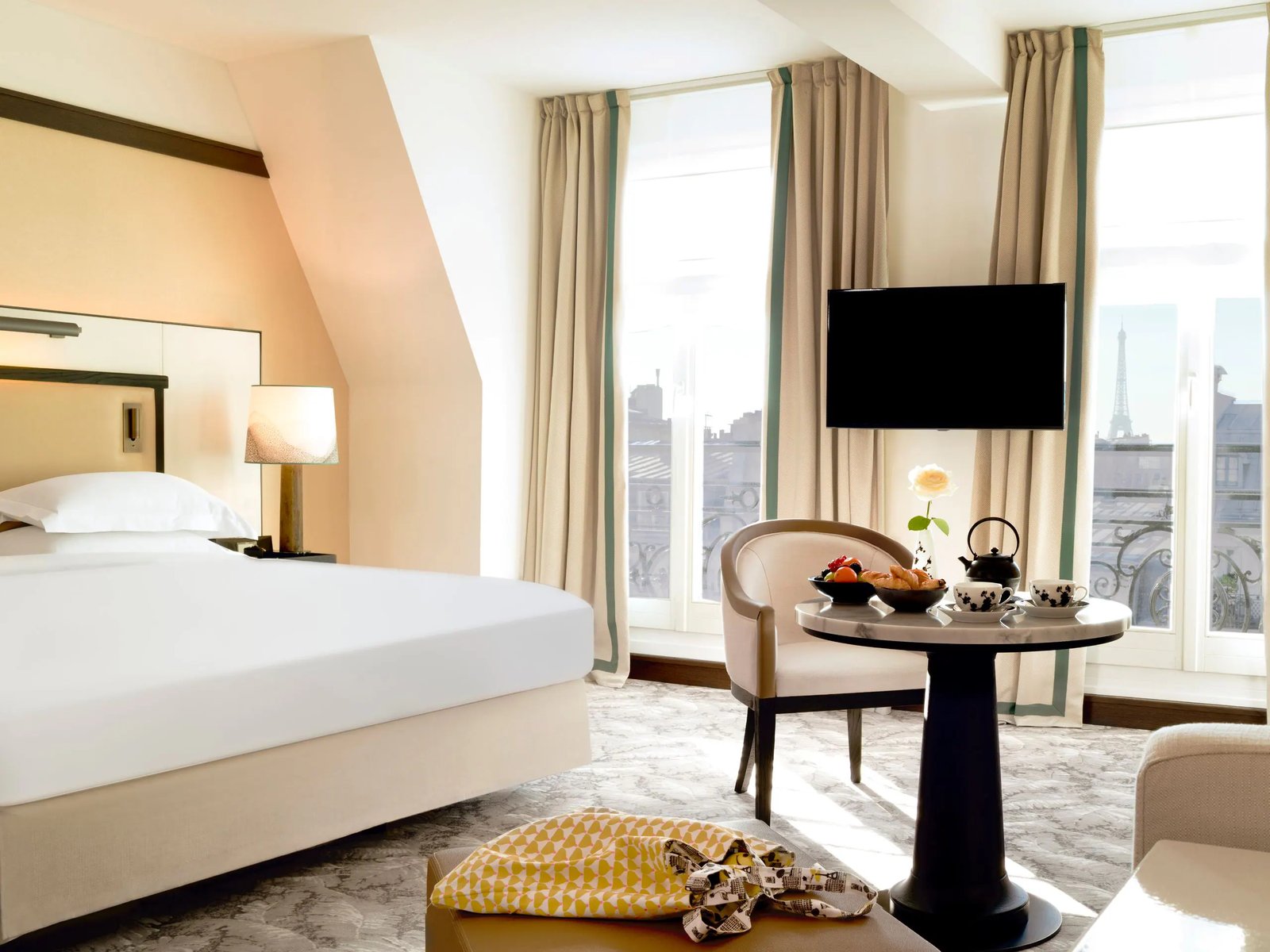 Hyatt Paris Madeleine — rooms
