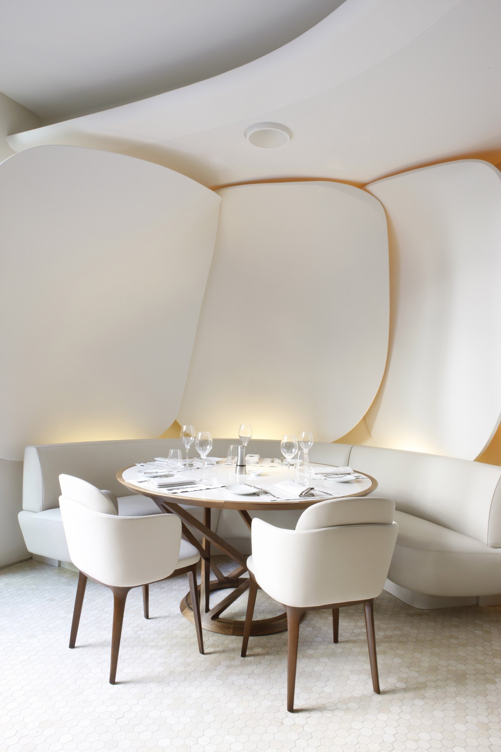 Mandarin Oriental Hotel, Paris — eat & drink