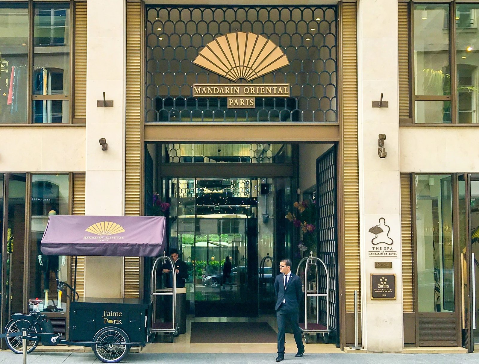 Mandarin Oriental Hotel, Paris — backstory