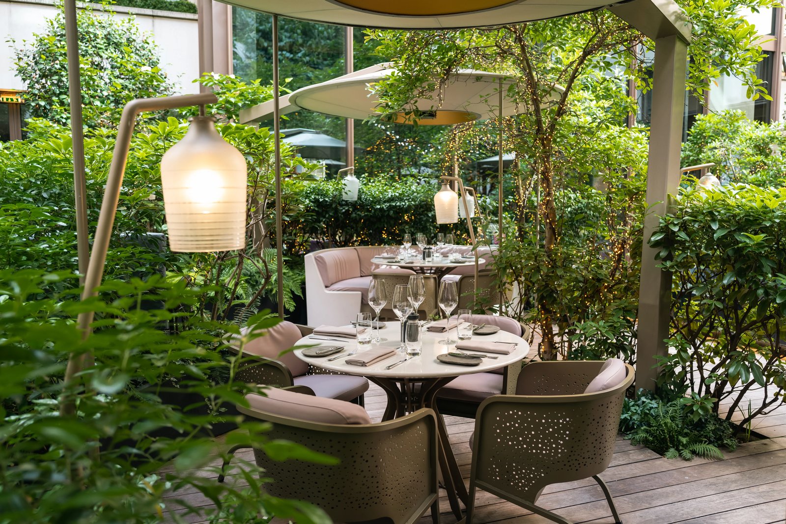 Mandarin Oriental Hotel, Paris — eat & drink