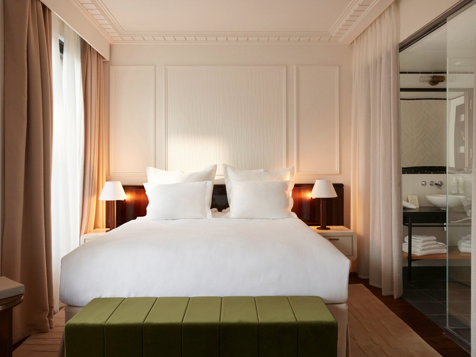Maison Delano Paris — rooms