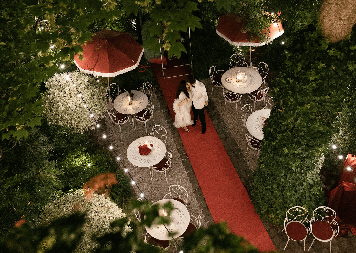 Hôtel Particulier Montmartre — eat & drink