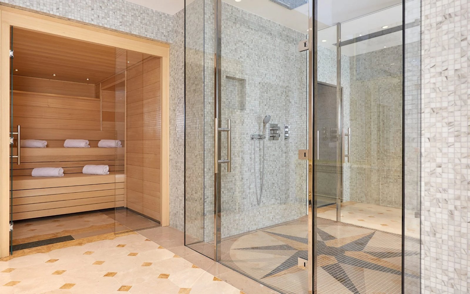 Hotel Regina Louvre — wellness