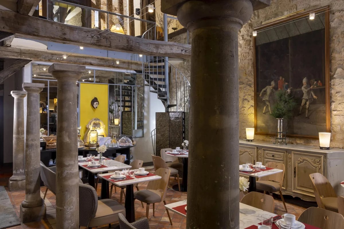 Hotel Du Jeu De Paume — eat & drink