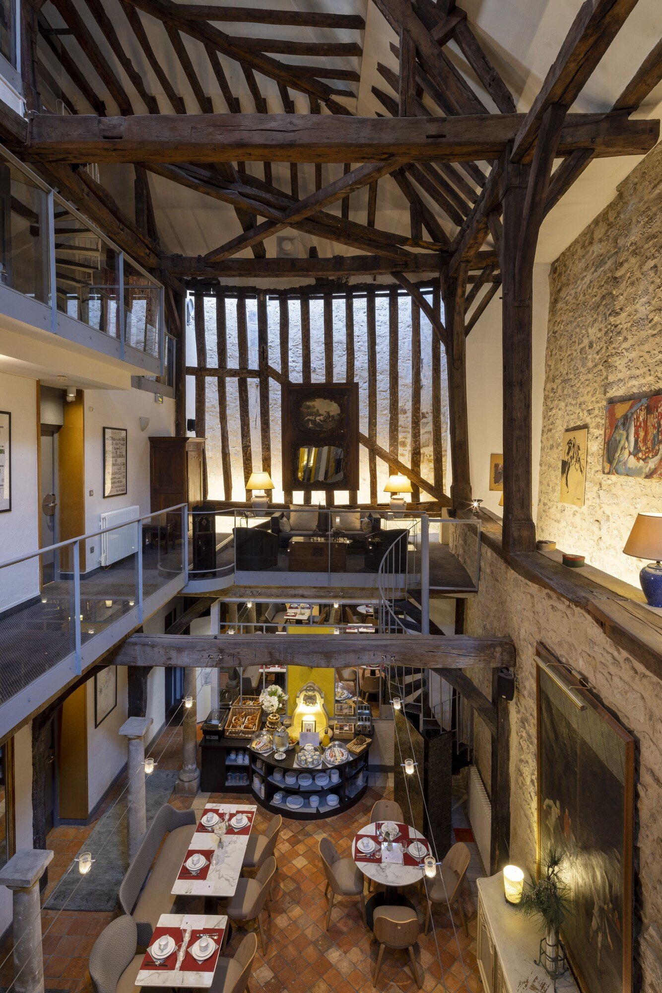 Hotel Du Jeu De Paume — eat & drink