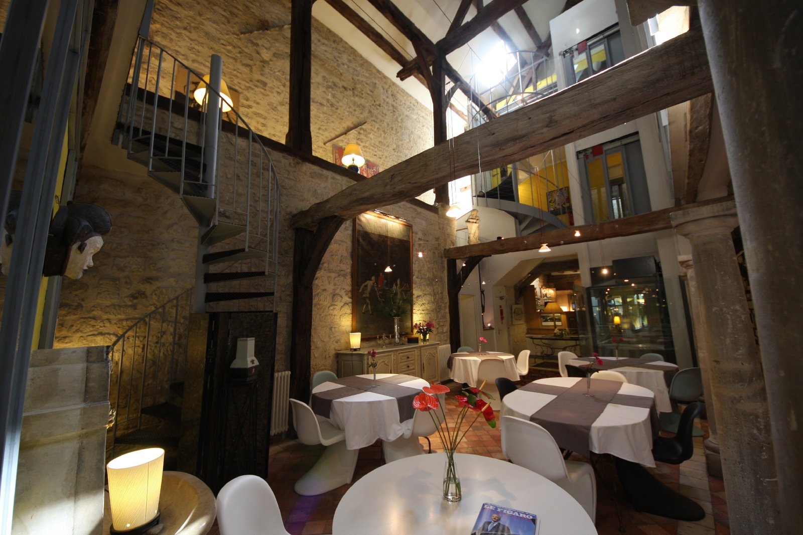 Hotel Du Jeu De Paume — eat & drink