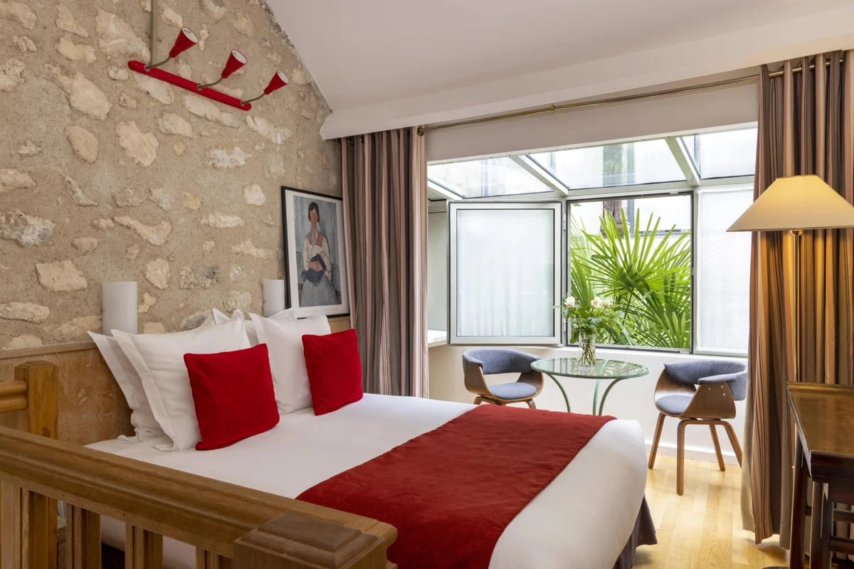 Hotel Du Jeu De Paume — rooms