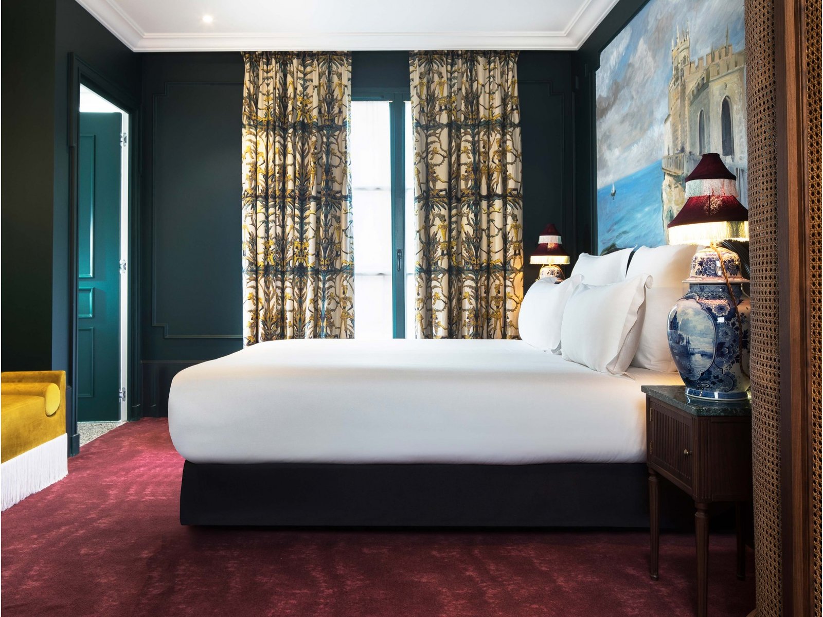 Hôtel Monte Cristo — rooms