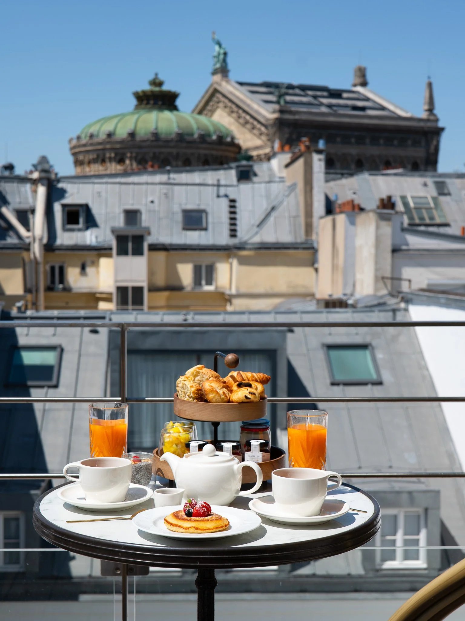 Maison Albar - Le Vendome Hotel — eat & drink