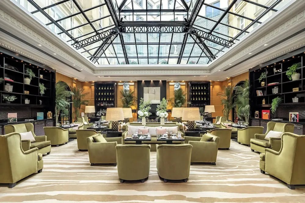Hotel Alfred Sommier — eat & drink