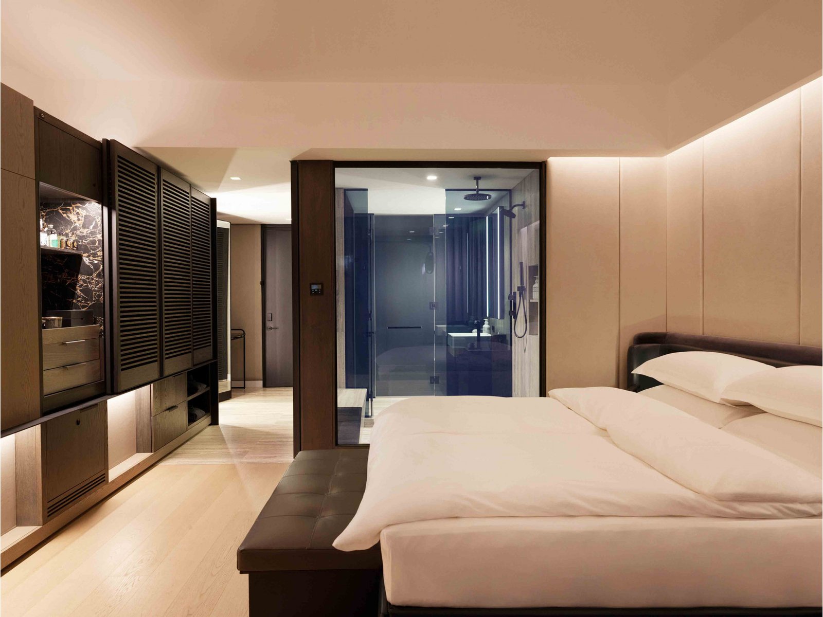 Equinox Hotel New York — rooms