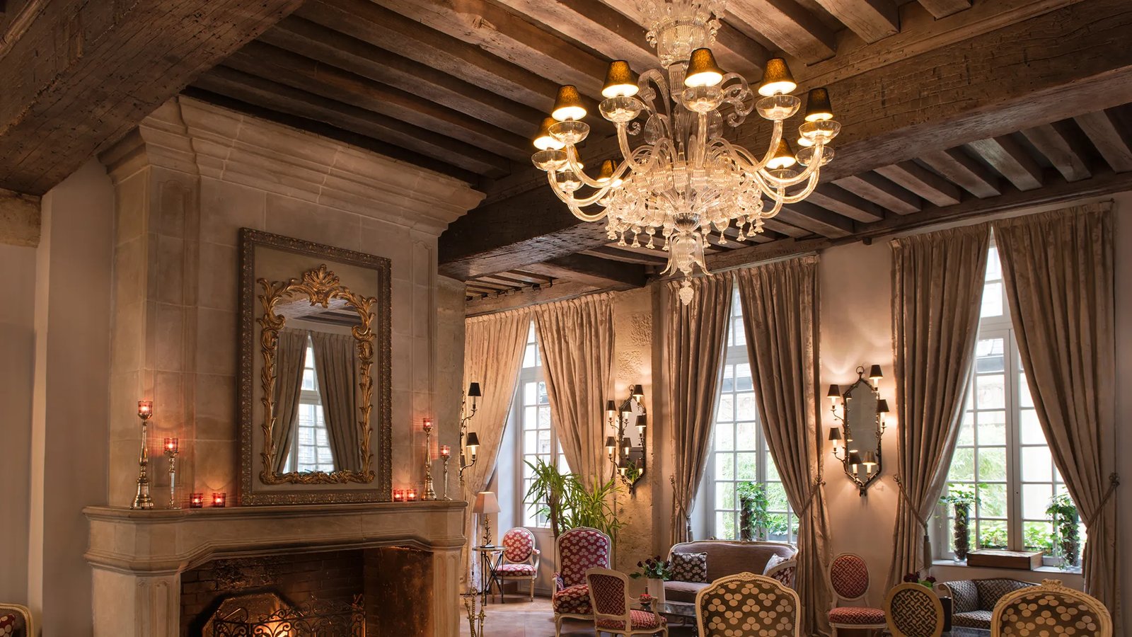 Hôtel d'Aubusson — eat & drink