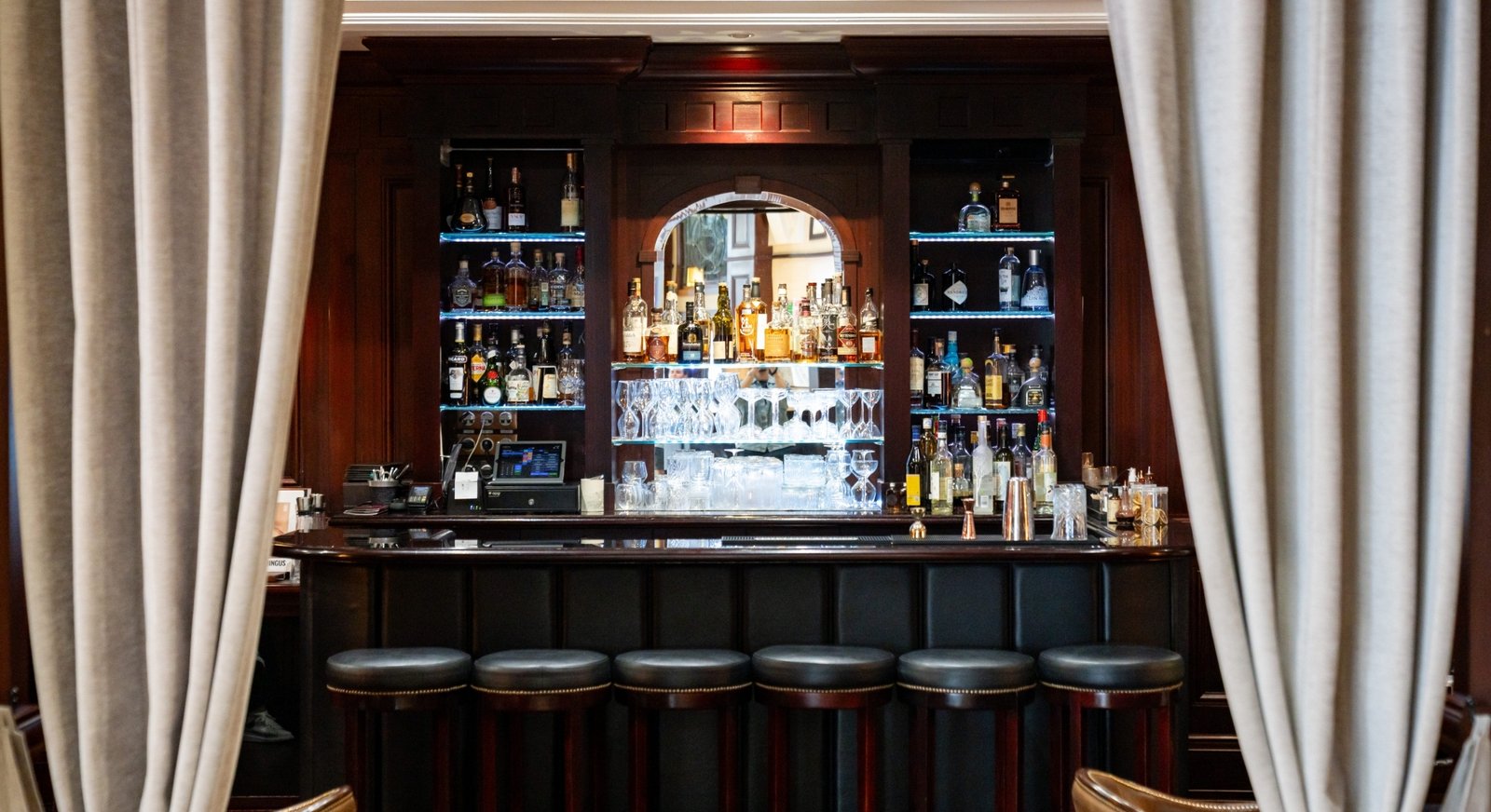 Hotel Pont Royal — eat & drink