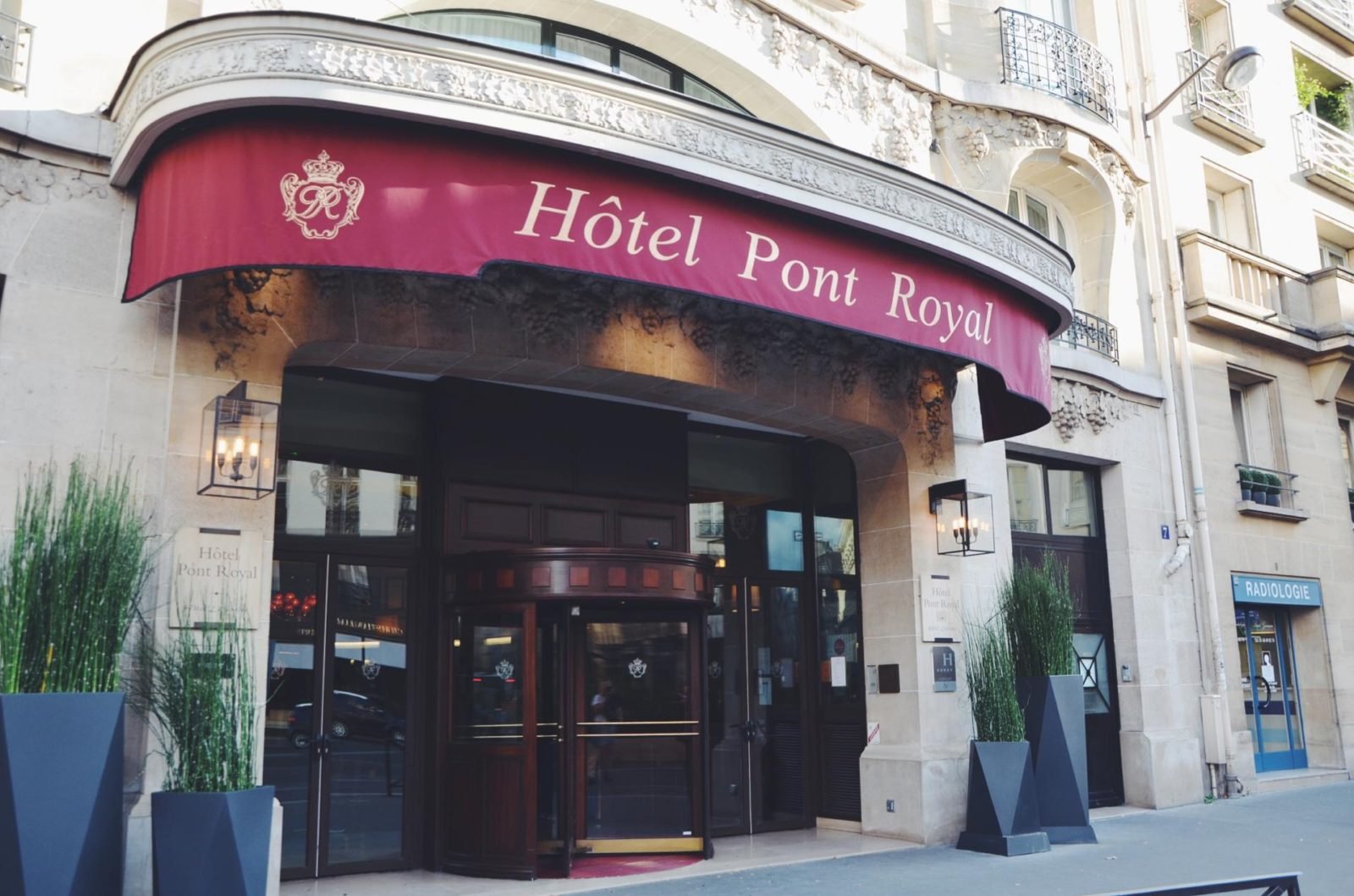 Hotel Pont Royal — backstory