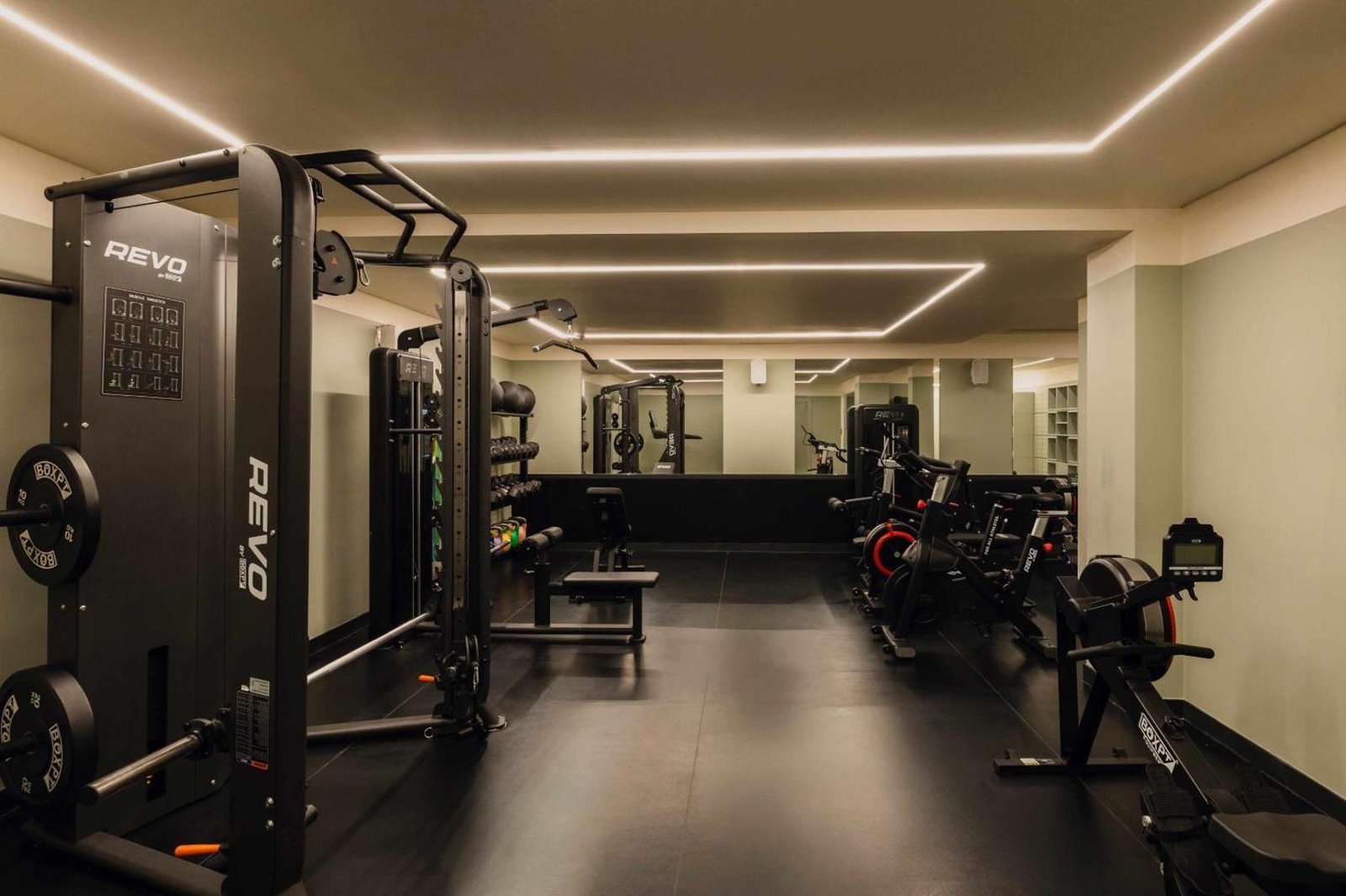 Le Jardin de Verre, the gym and studio