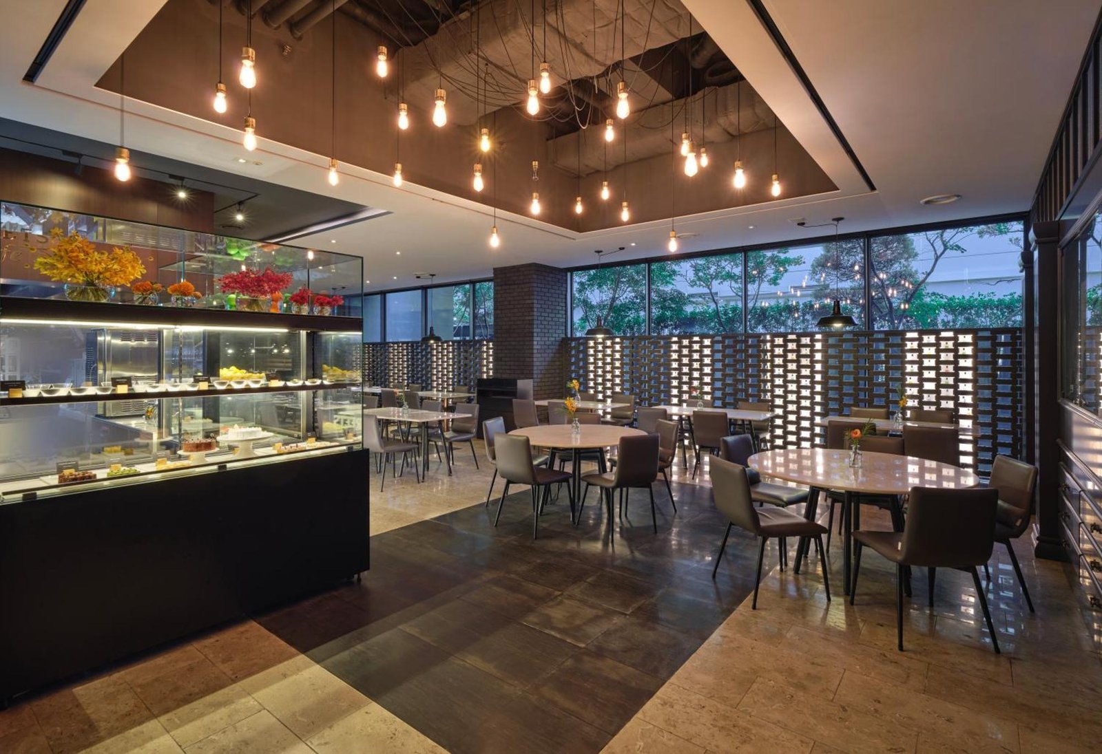 Glad Yeouido — eat & drink
