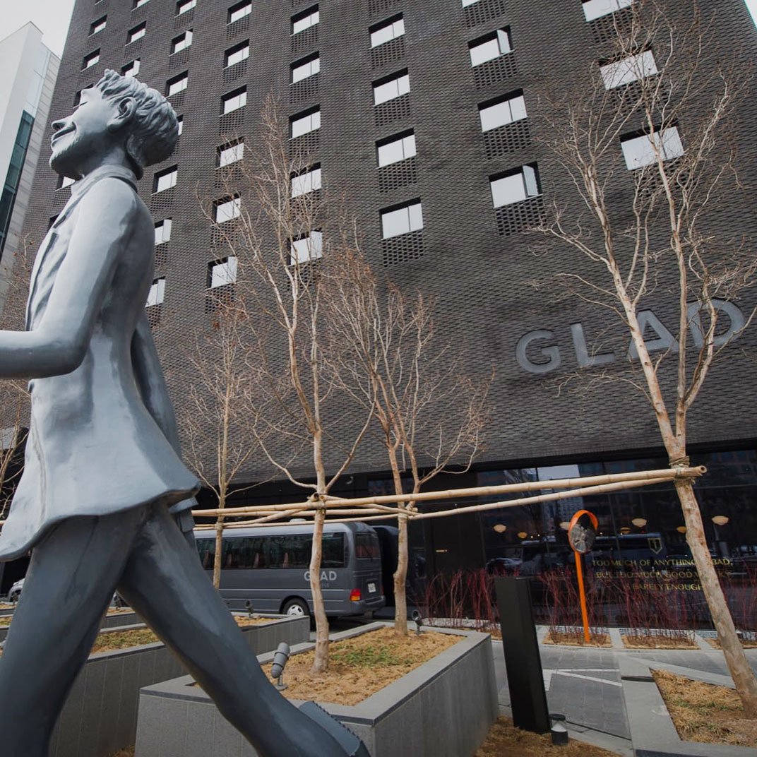 Glad Yeouido — backstory