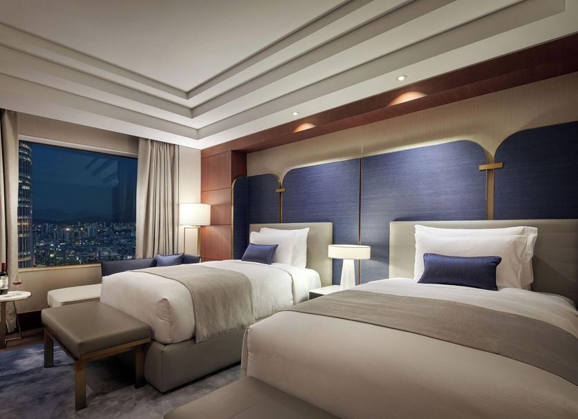 Lotte Hotel World — rooms