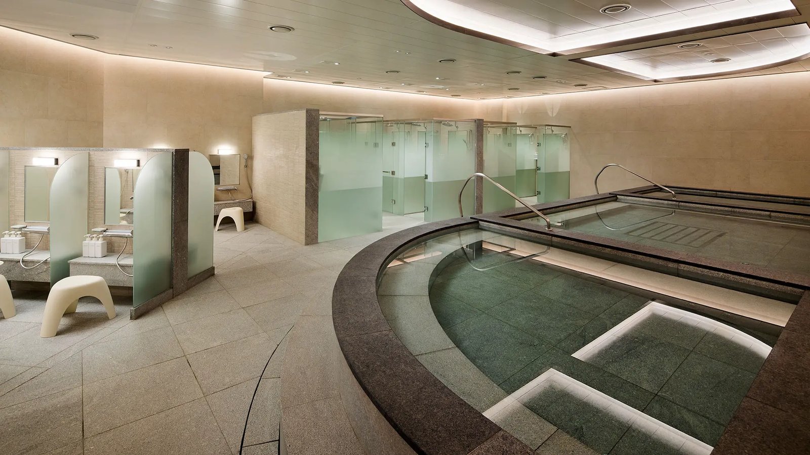 Lotte Hotel World — wellness