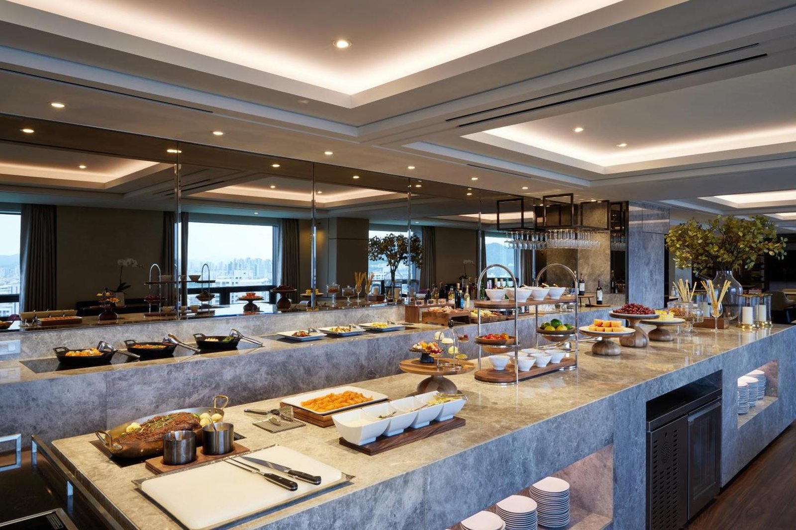Lotte Hotel World — eat & drink