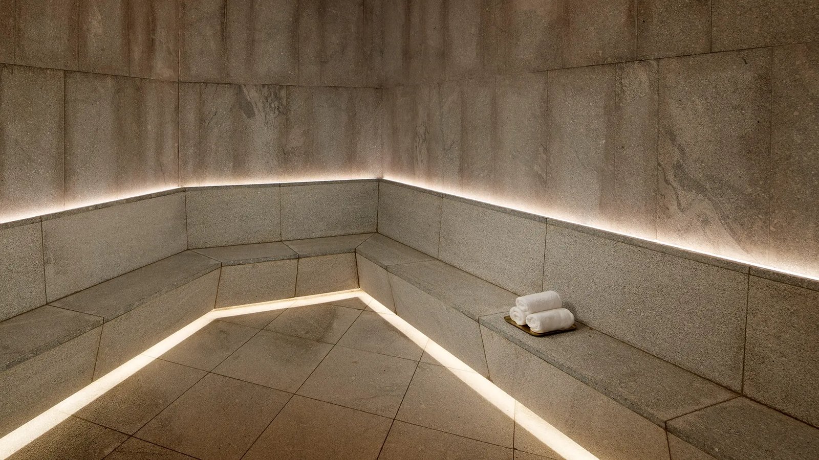 Lotte Hotel World — wellness