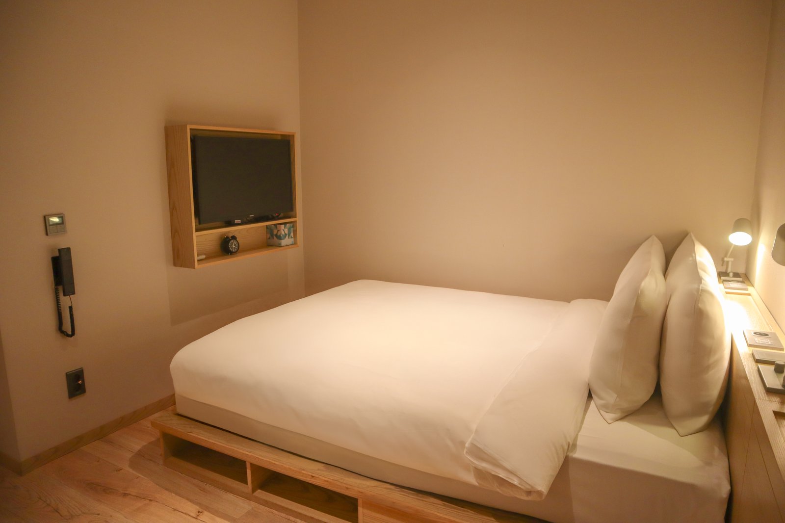 Hotel Anteroom Seoul — rooms