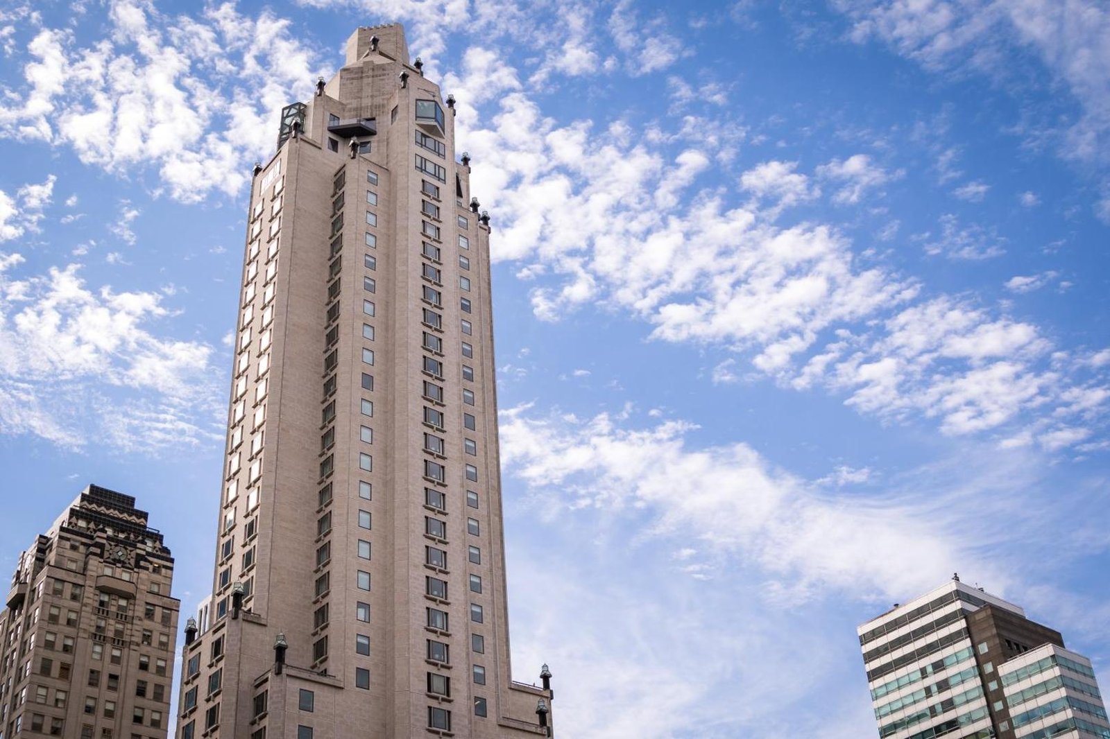 Four Seasons Hotel New York — backstory
