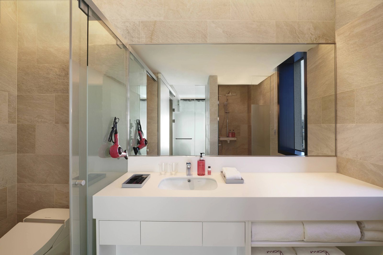 Moxy Seoul Insadong — rooms