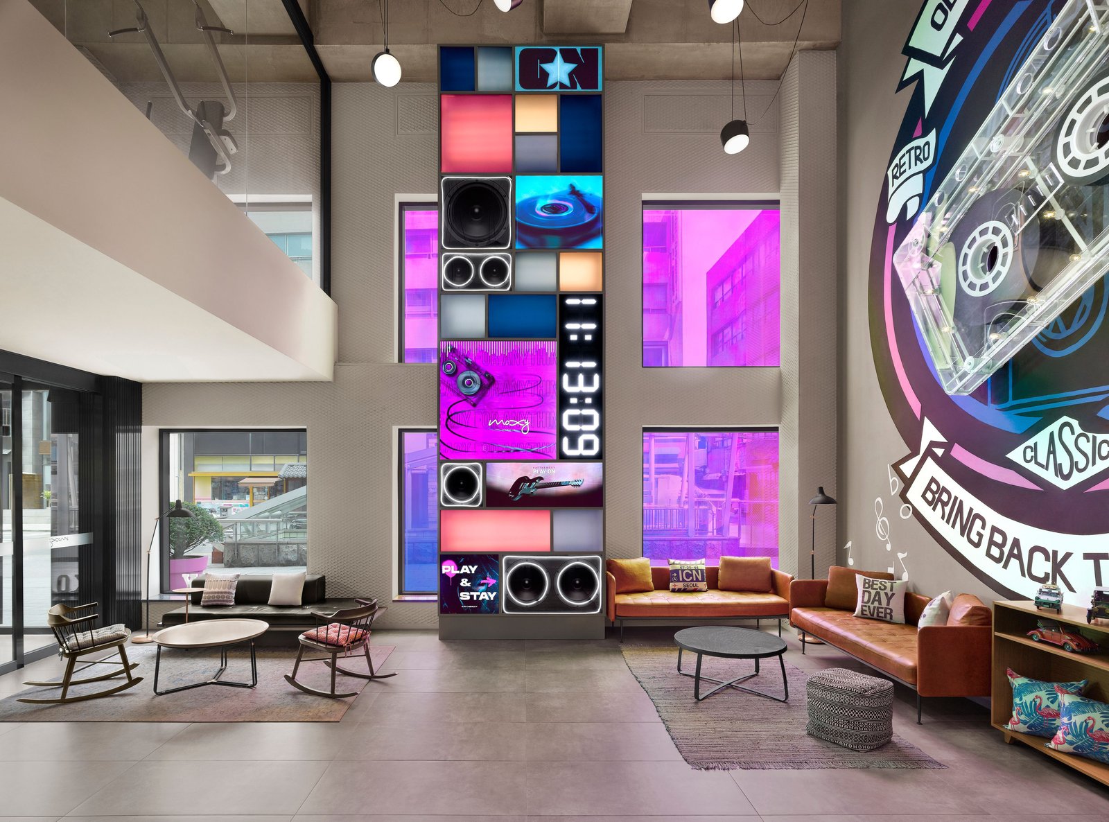 Moxy Seoul Insadong — vibe