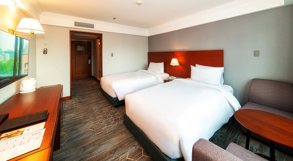 Hotel Koreana — rooms