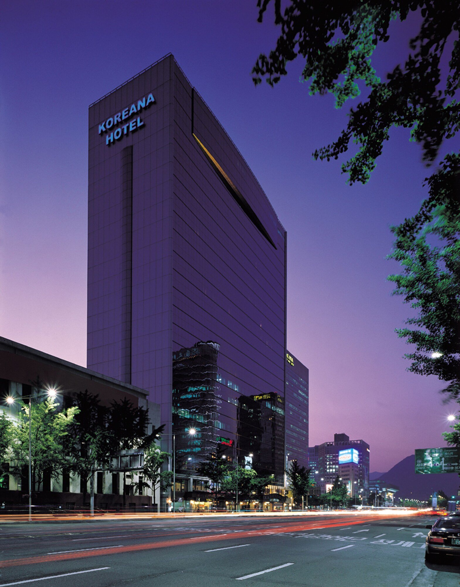 Hotel Koreana — backstory