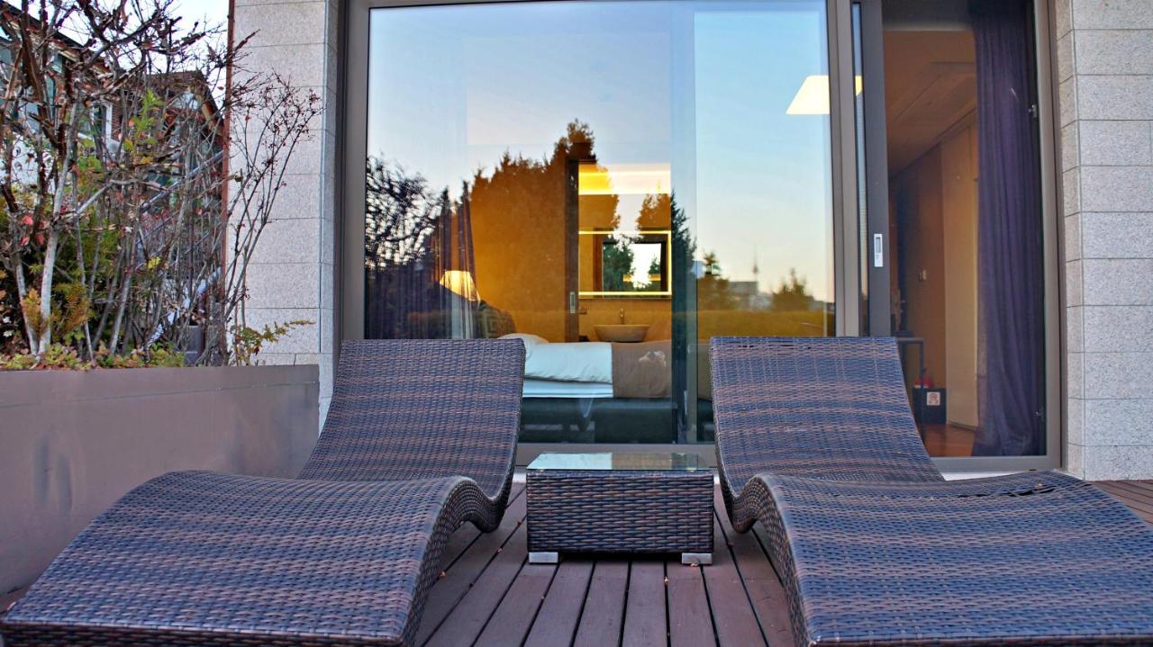 Bonum 1957 Hanok And Boutique — vibe