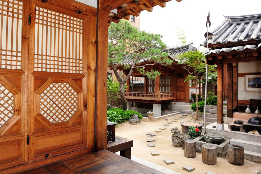 Rakkojae Seoul Main Hanok — vibe