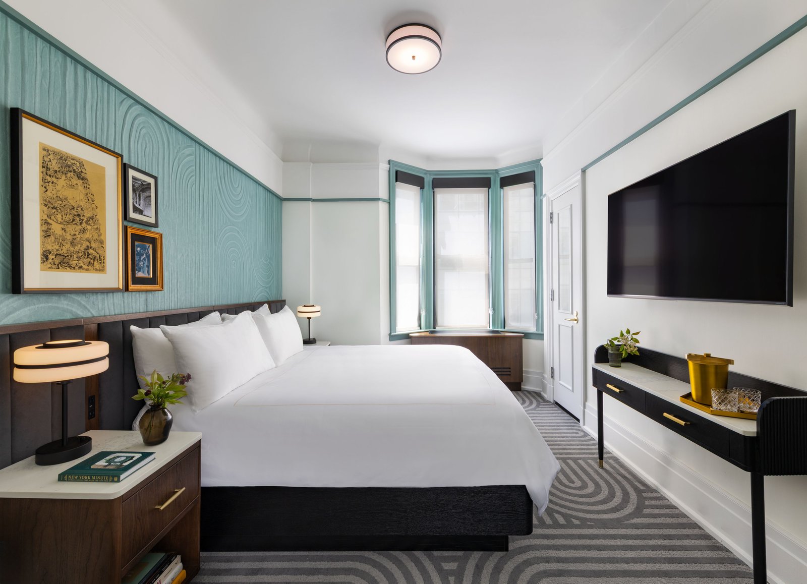 The Algonquin Hotel Times Square, Autograph Collection — rooms