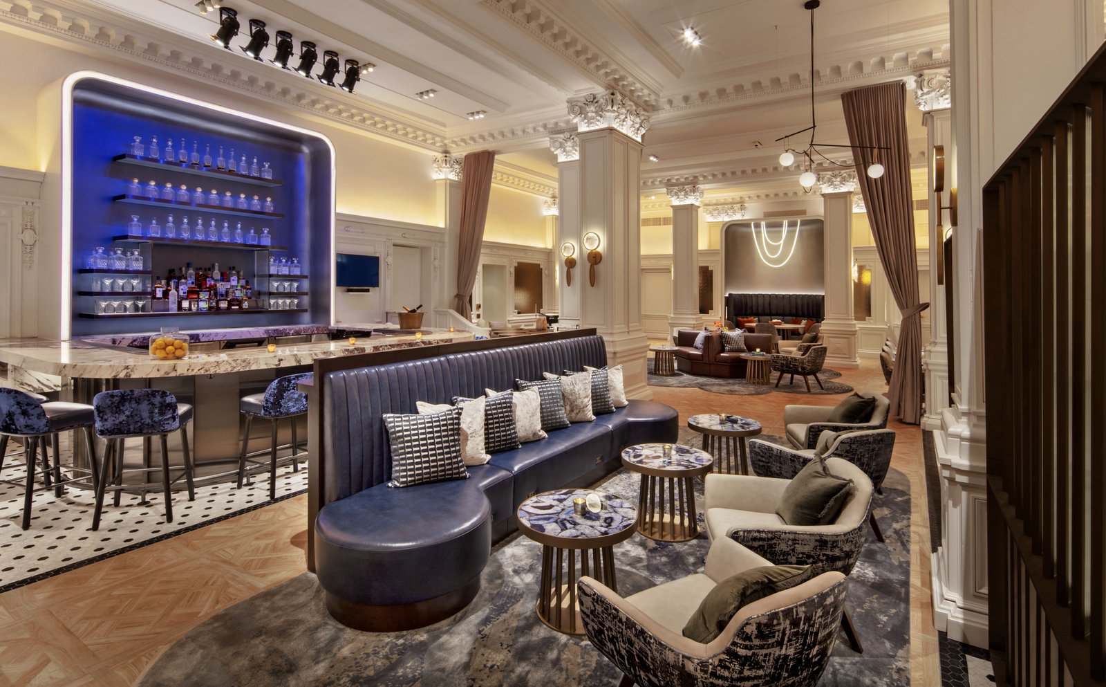The Algonquin Hotel Times Square, Autograph Collection — eat & drink