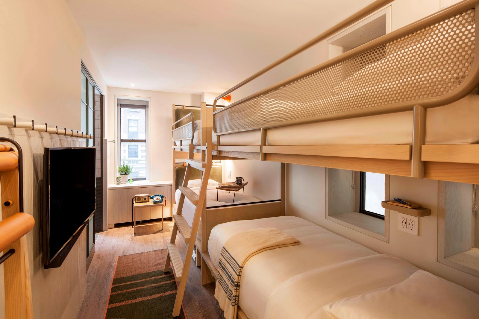 Moxy Times Square — rooms