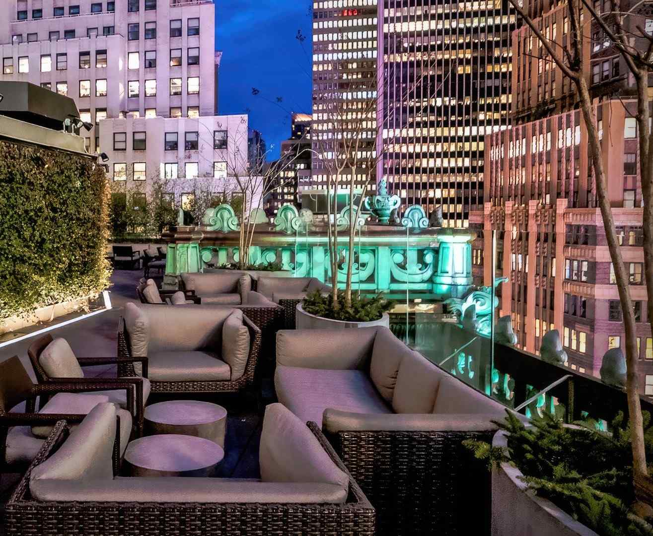 The Knickerbocker — vibe