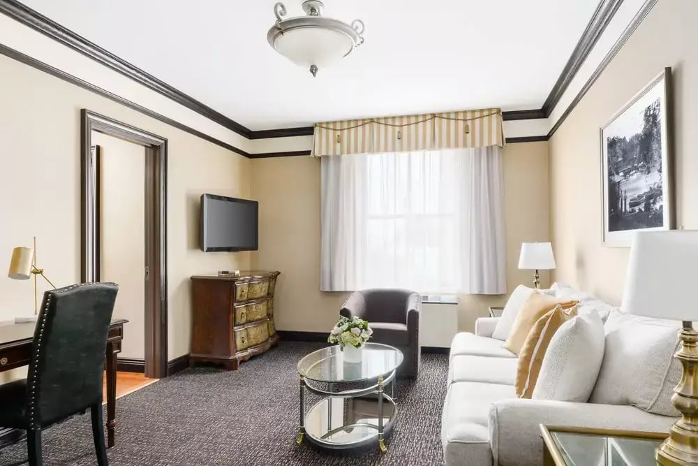 The Lucerne Hotel — rooms