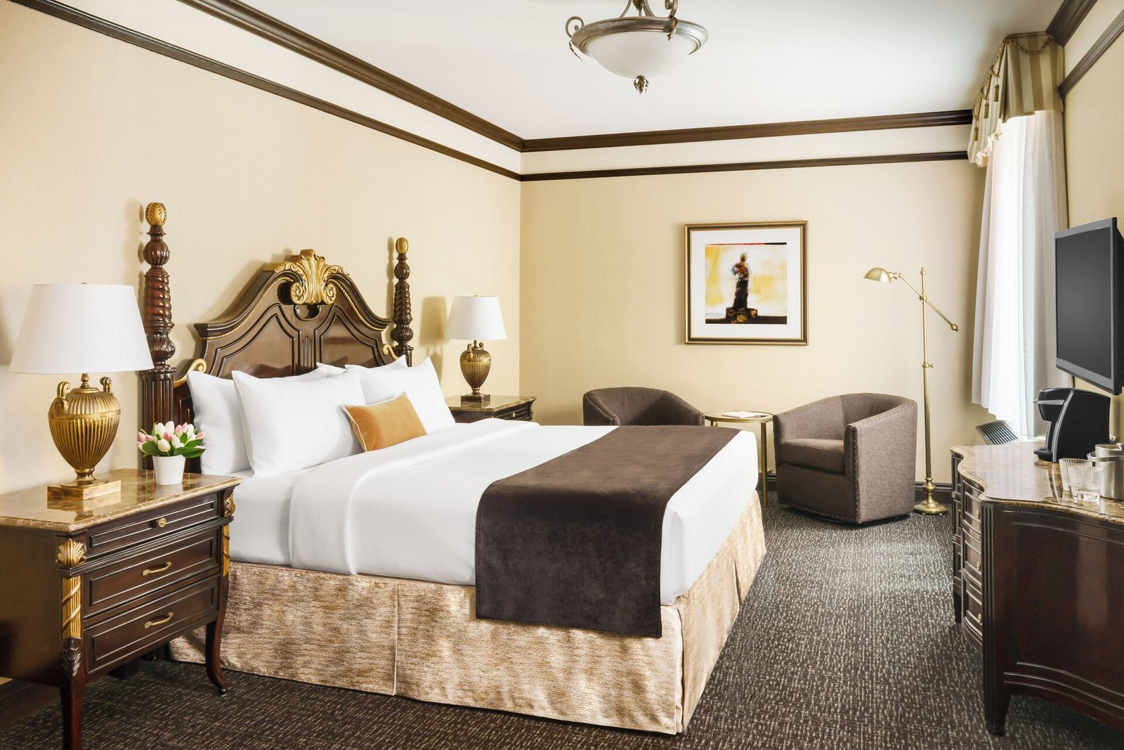 The Lucerne Hotel — rooms
