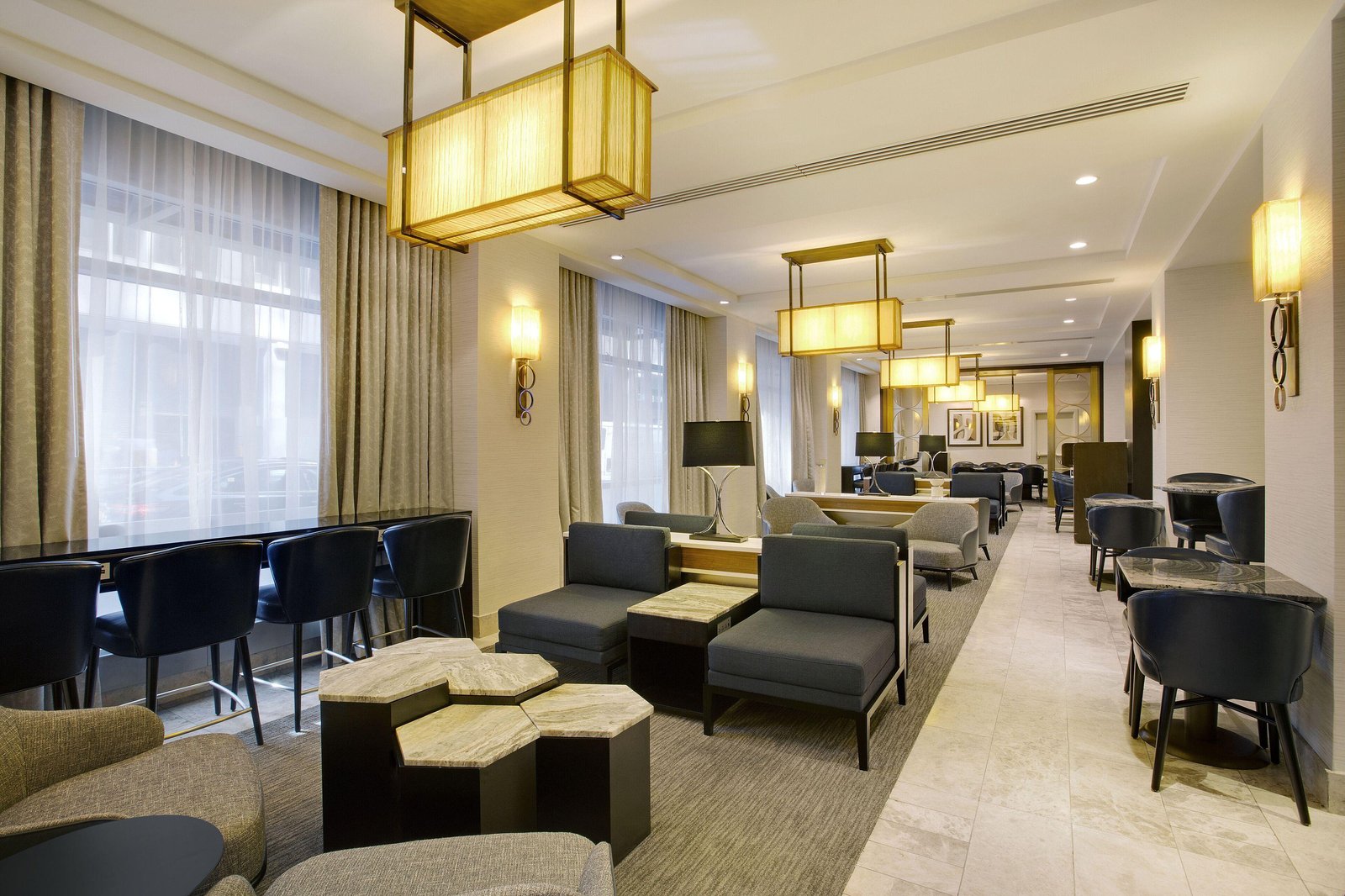 New York Hilton Midtown — vibe