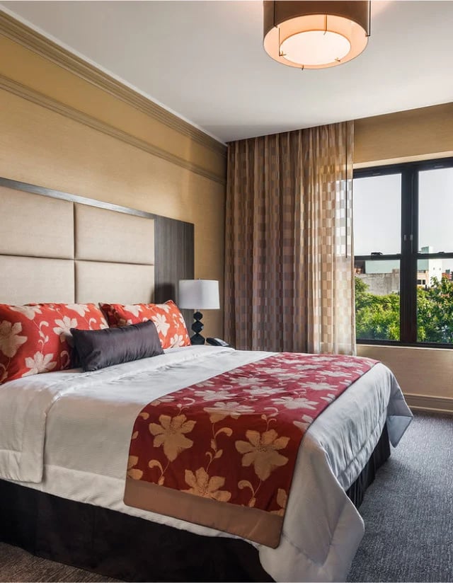 Opera House Hotel — rooms