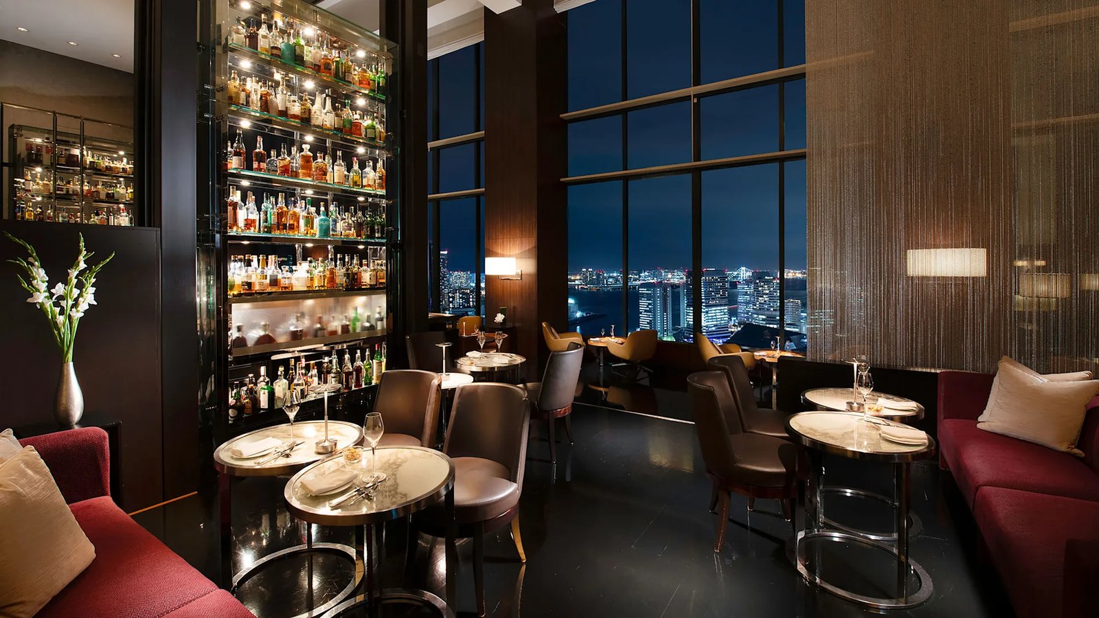 Conrad Tokyo, twentyeight