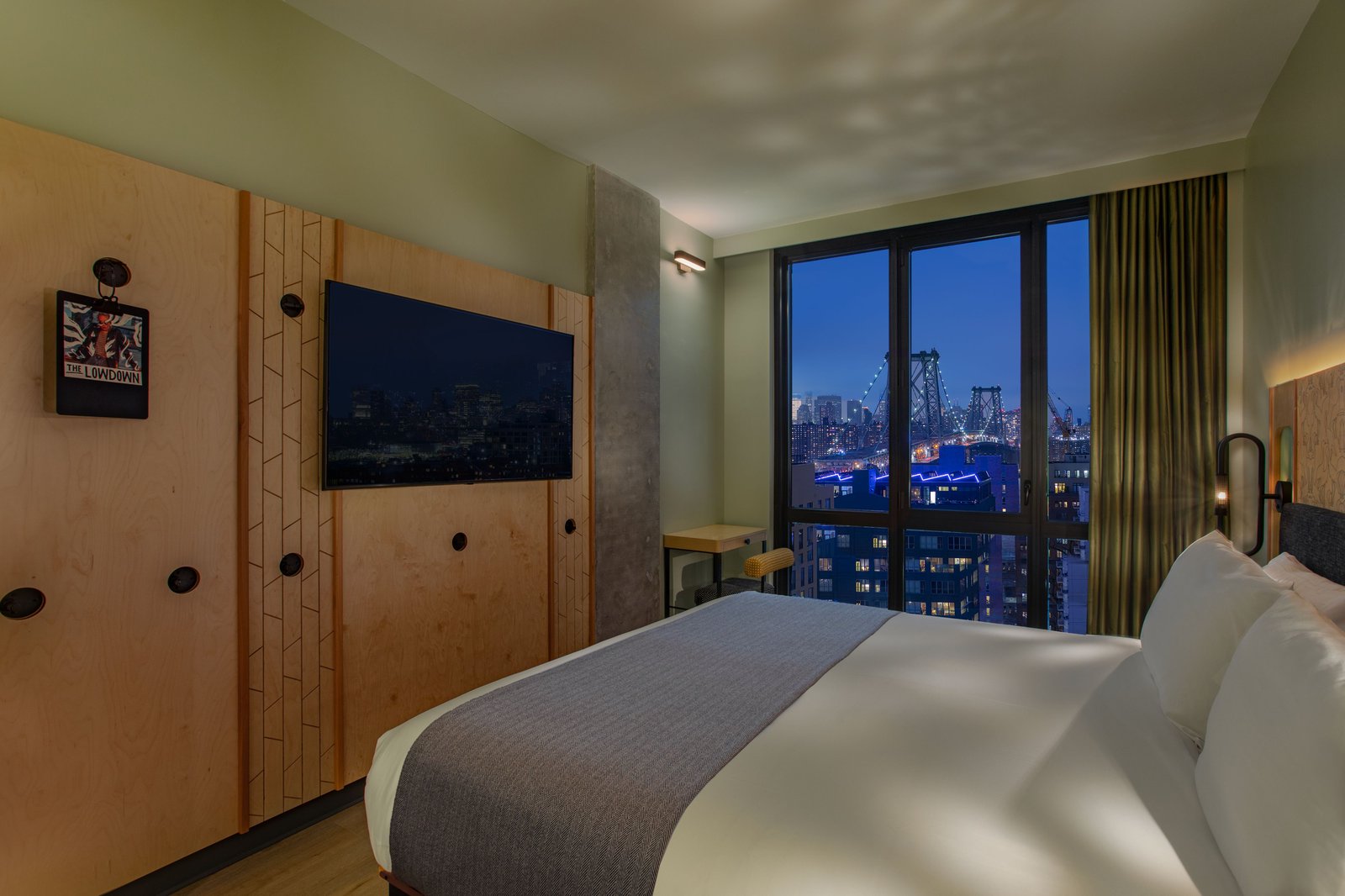Moxy Brooklyn Williamsburg — rooms
