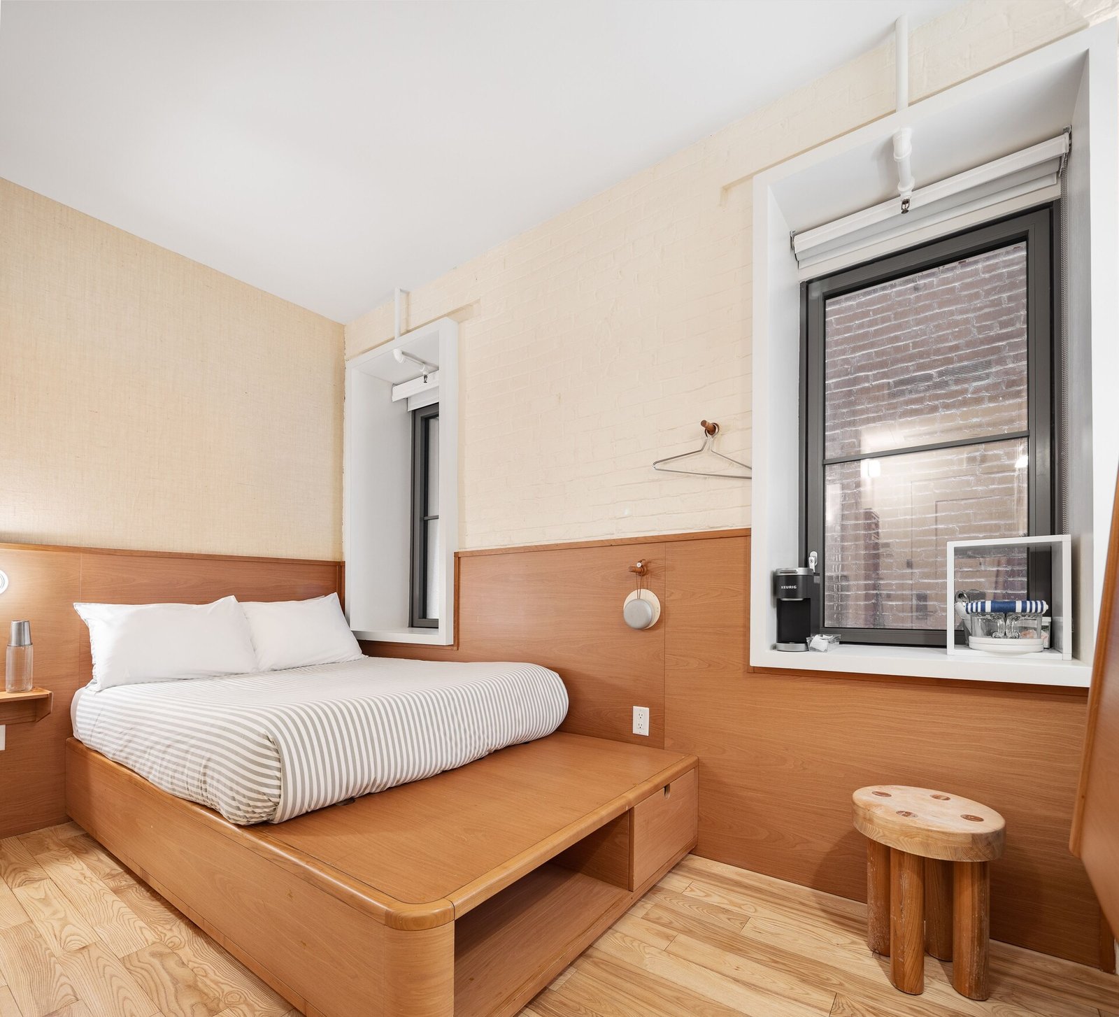 Untitled at 3 Freeman Alley — rooms