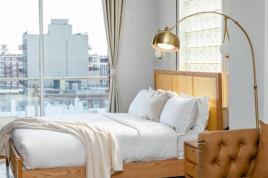 The Modernist Hotel — rooms