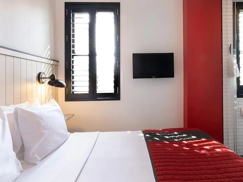 Pod 39 — rooms